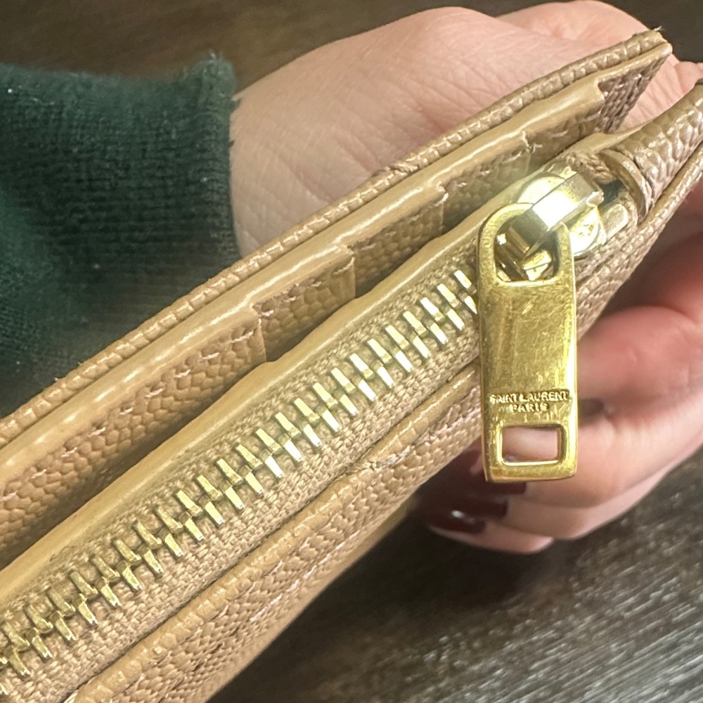 Yves Saint Laurent Gold Quilted Wallet - Picture 6 of 6